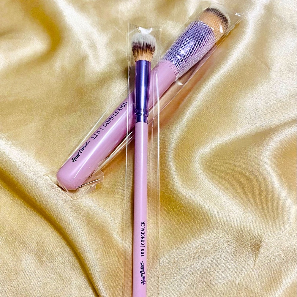 Half caked airbrushed complexion duo 💫